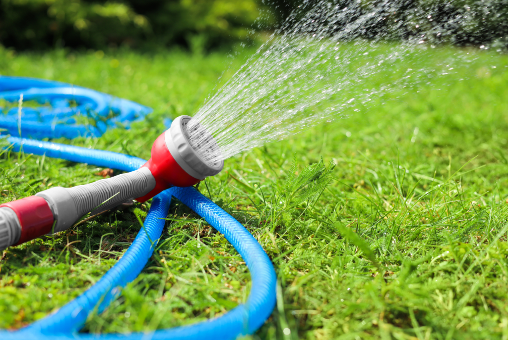 hose spaying water